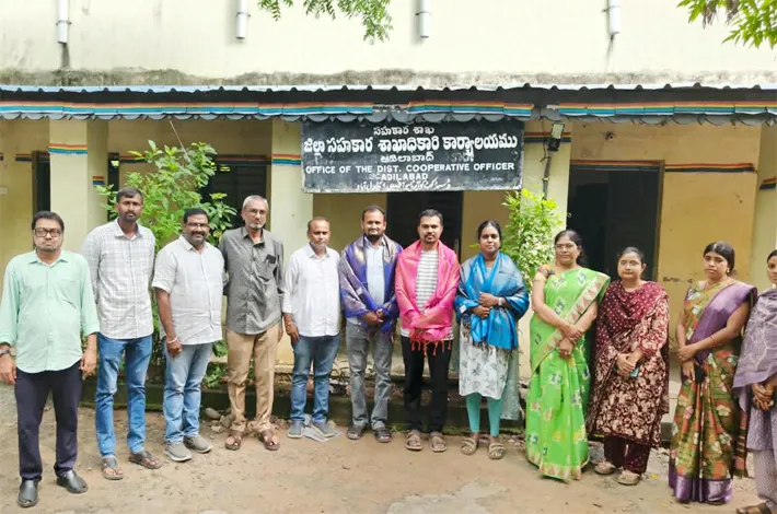 సహకార శాఖ అభివృద్ధికి కృషి చేయాలి: టీఎన్జీవో జిల్లా నేత నవీన్