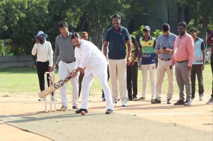 చదువుతో పాటు క్రీడలకు సమాన ప్రాధాన్యత  
