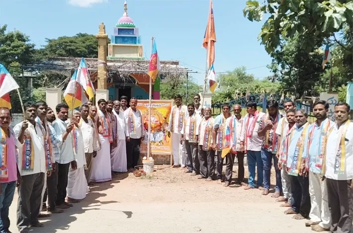 పెద్దమల్లారెడ్డిలో ఘనంగా విశ్వకర్మ జయంతి