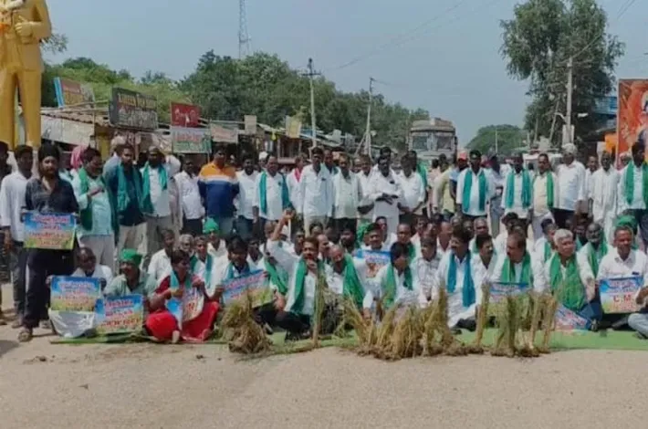 కరెంటు కష్టాలను తొలగించాలని రైతుల డిమాండ్