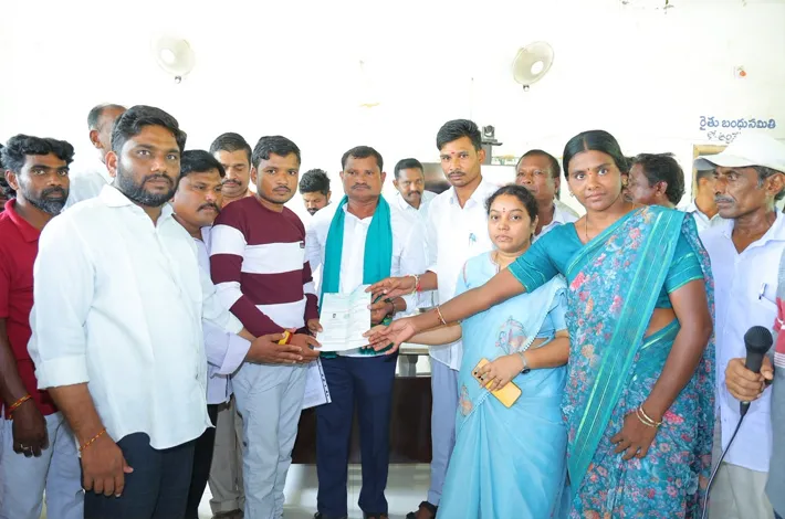 అర్హులైన ప్రతి ఒక్కరికి సంక్షేమ పథకాలు