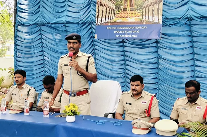 నింపిన పోలీసుల ఓపెన్‌ హౌస్‌..