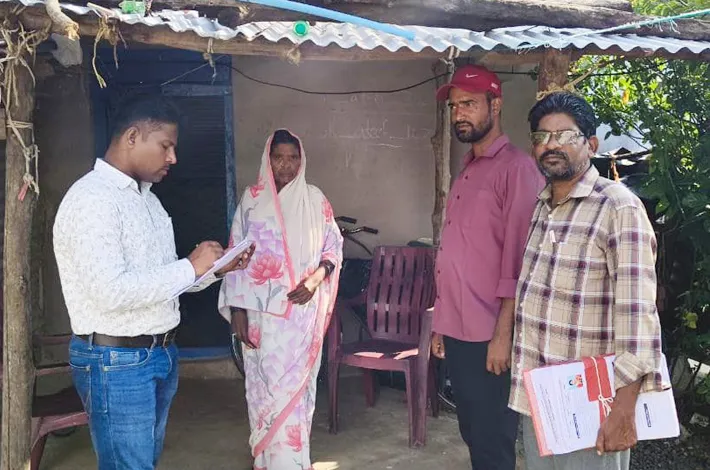 ఇంటింటికి చేయూత పెన్షన్ల తనిఖీ
