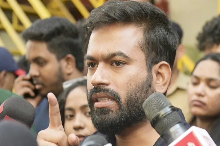 తిరంగా ర్యాలీ.. పోలీసుల కట్టడి