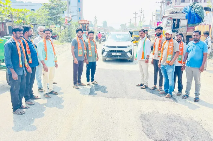 శంకుస్థాపనతో సరీ... పనులు ఎప్పుడు ప్రారంభమయ్యేను మరీ