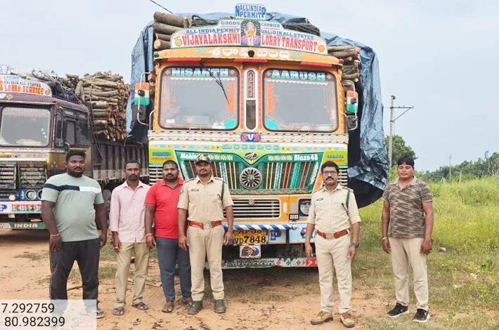 అక్రమంగా కలప తరలిస్తున్న వాహనాలు సీజ్