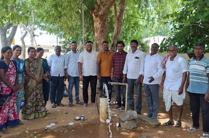 విద్యార్థులకు నీటి సమస్య పరిస్కారం
