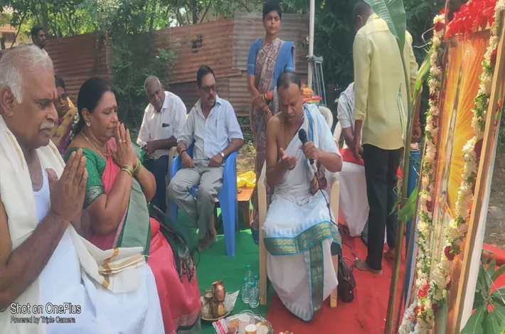 పేదల అంత్యక్రియలకు అండగా కోనప్ప