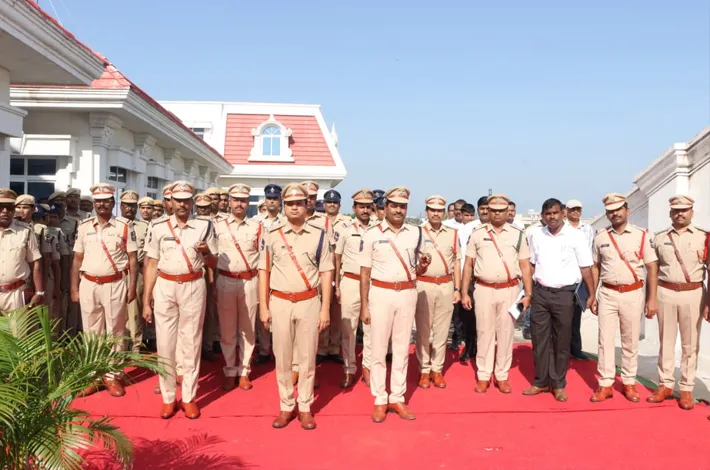 సమిష్టి కృషితోనే తెలంగాణ మరింత అభివృద్ధి: ఎస్పీ రాజేష్ చంద్ర