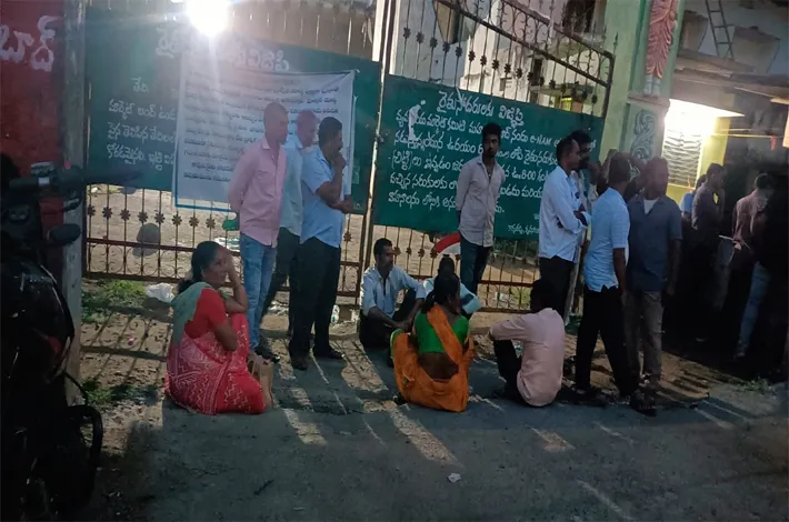 కర్షకులకు కన్నీళ్లు