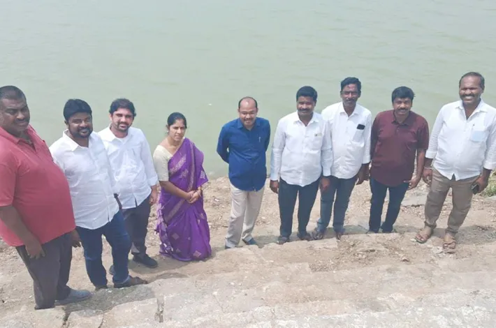 వినాయక నిమజ్జనం కోసం చెరువు పరిశీలన