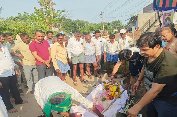పద్మశాలి ఉద్యోగ సంఘం పరామర్శ