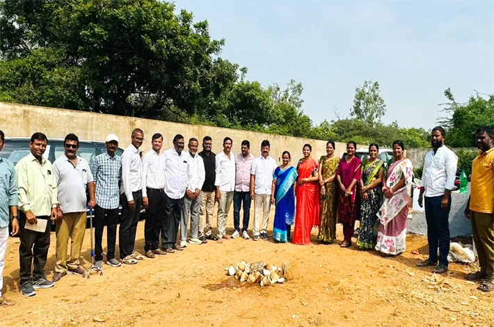 చెత్త వేరు చేసే యంత్రానికి భూమిపూజ