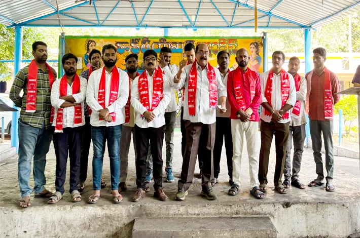 నేటితో గుర్తింపు కార్మిక సంఘాల గడువు పూర్తి