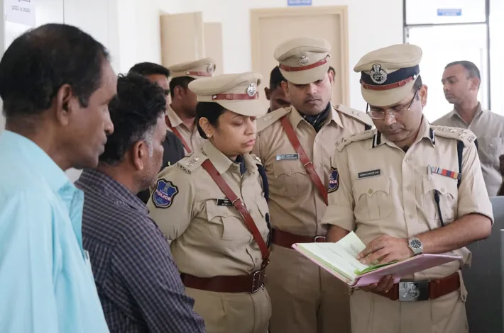 రికార్డుల నిర్వహణలో ఖచ్చితత్వం పాటించాలి