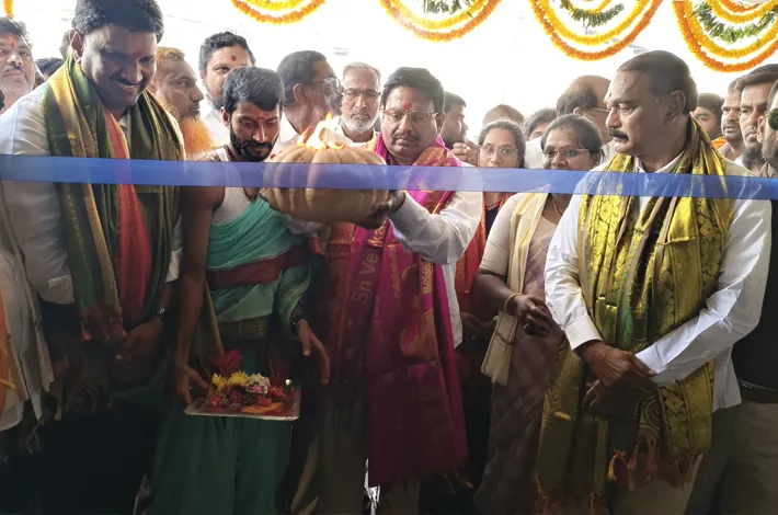రూ.5.02 కోట్లతో సమీకృత మార్కెట్ ప్రారంభం