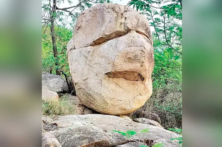 చెక్కని శిల్పం.. చక్కని రూపం!