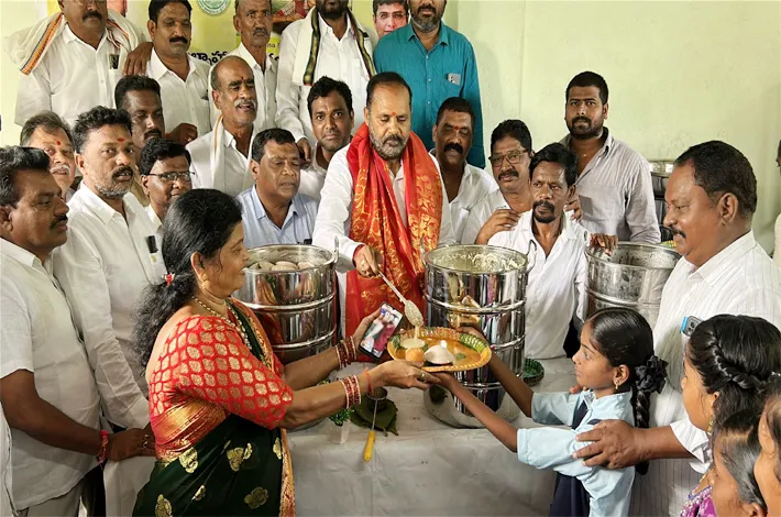 విద్యార్థుల భవిష్యత్ కు అండగా రేవంత్ రెడ్డి ప్రభుత్వం