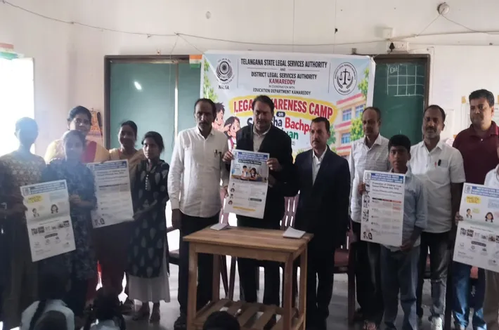 సోషల్ మీడియాకు దూరంగా ఉండాలి...