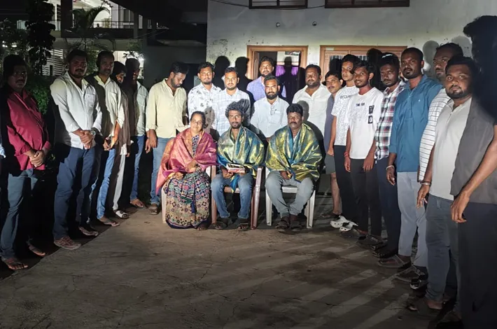 మెడిసిన్ సీటు సాధించిన ఎస్ ఎఫ్ ఐ మాజీ మండల అధ్యక్షుడు