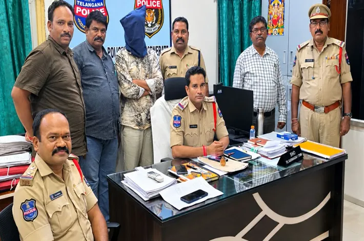 కరీంనగర్‌లో గంజాయి దందా గుట్టురట్టు
