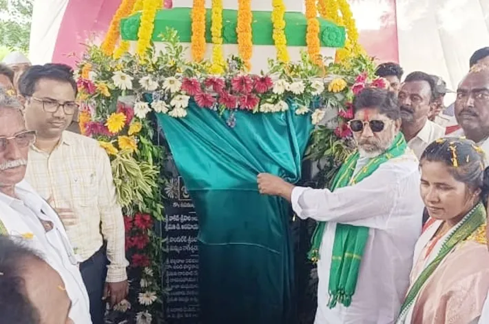 అభివృద్ధి పనులకు శంకుస్థాపన చేసిన భట్టి విక్రమార్క