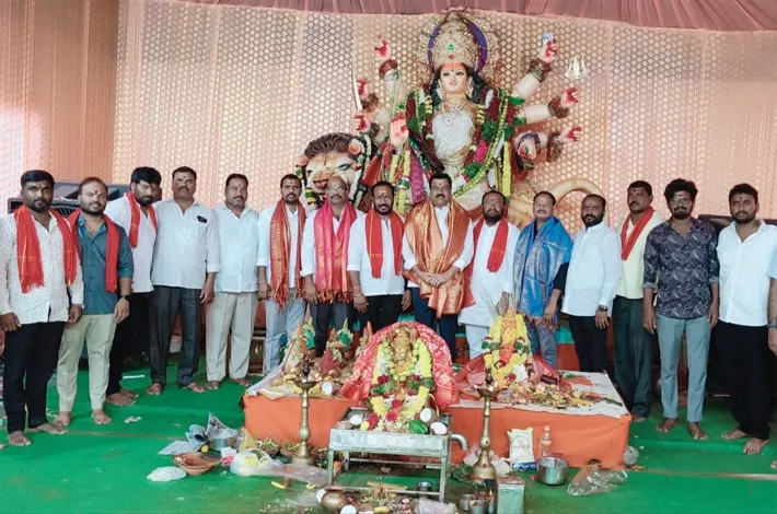 అమ్మవారి సేవలో వేముల మహేష్ గౌడ్
