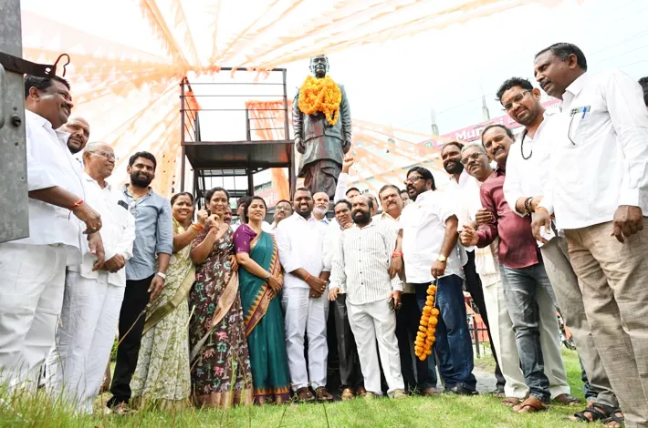 కొండా లక్ష్మణ్ బాపూజీ సేవలు మరువలేనివి..