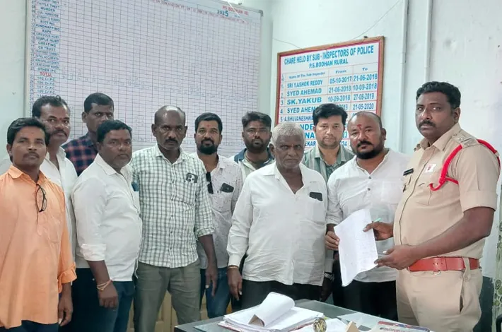 అమ్ధాపూర్‌లో బలి పీఠం ధ్వంసం.. 