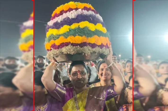 ఉర్సుగుట్టలో సద్దుల బతుకమ్మ వేడుకల్లో పాల్గొన్న కొండా సురేఖ