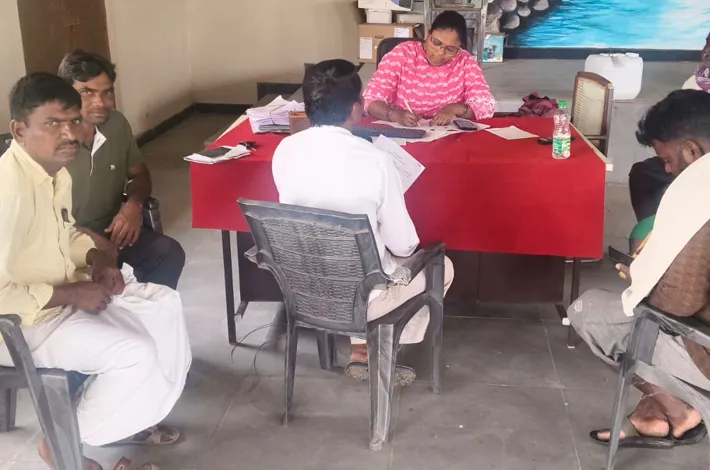 వడ్ల కొనుగోళ్లు ఫార్మర్ రిజిస్ట్రీతో అనుసంధానం