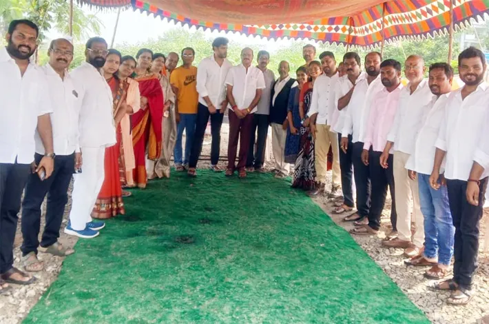 నెక్నంపూర్‌లో అన్నప్రసాద వితరణ
