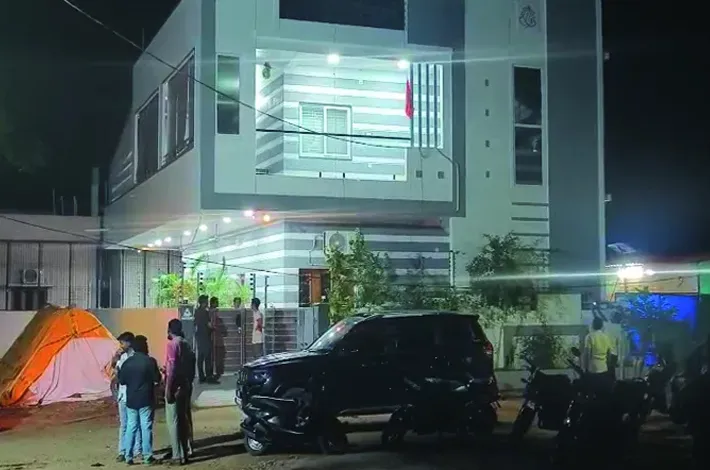 పులివెందులలో ఉద్రిక్తత