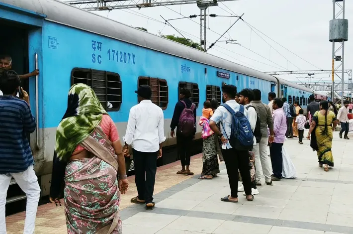 సారోస్తేనే.. చదువు!?