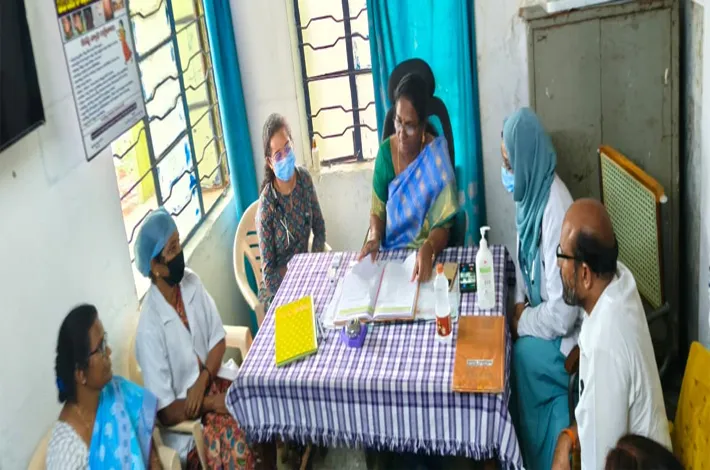  జిల్లా వైద్య శాఖ అధికారి ఆకస్మిక తనిఖీ