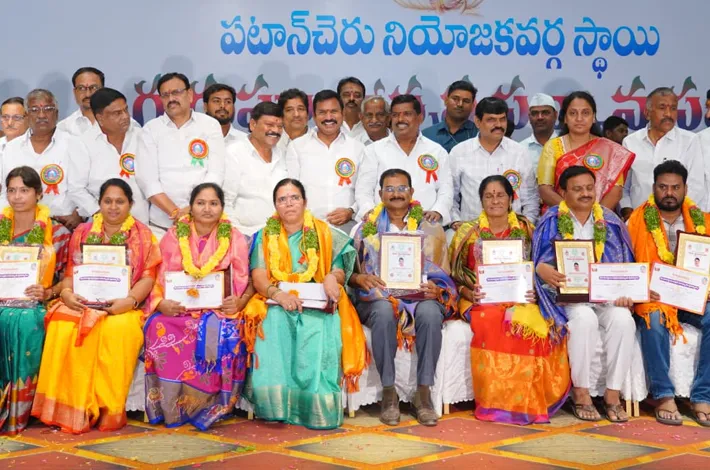 జిఎంఆర్ ఆధ్వర్యంలో గురుపూజోత్సవ వేడుకలు