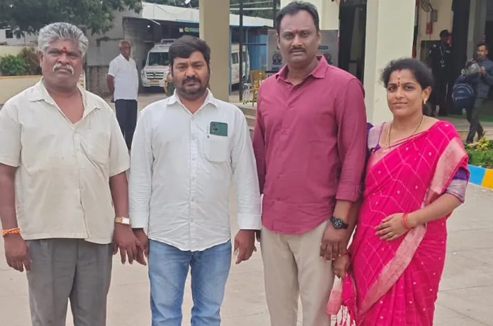 పాము కాటుకు గురైన వ్యక్తికి ఆర్థిక సహాయం