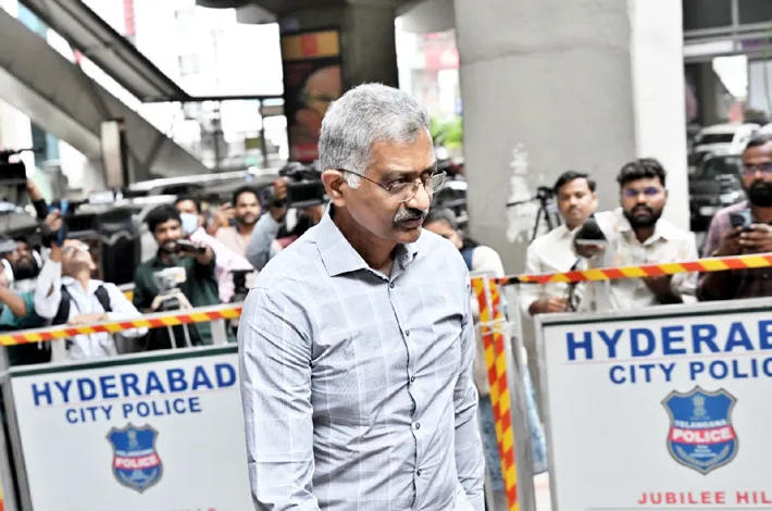 ప్రభాకర్‌రావుకు ఊరట