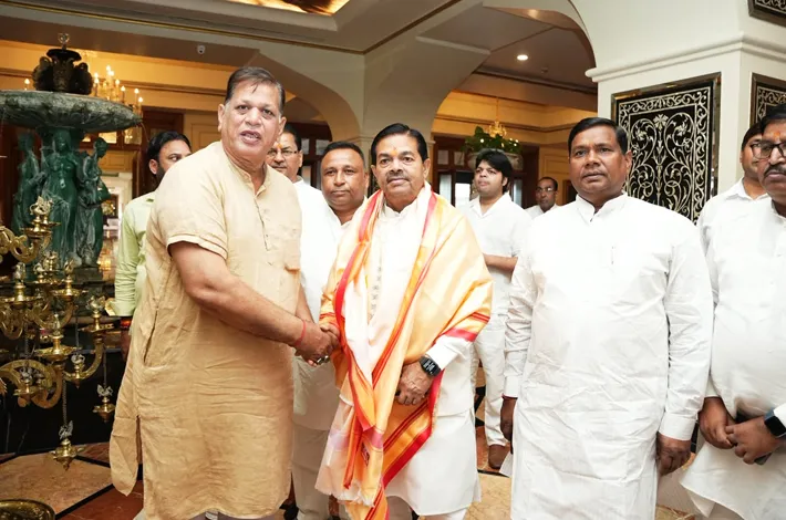 బీఎల్‌ వర్మకు ఫరాసత్ అలీ బాక్రీ సన్మానం!