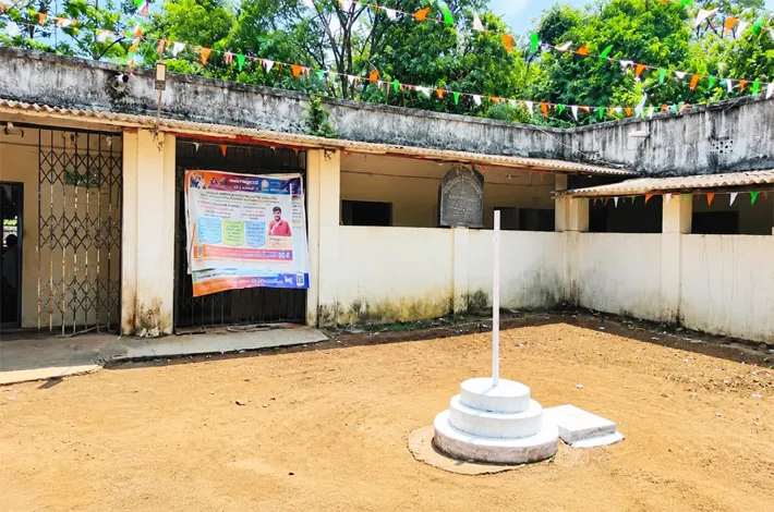 రెవెన్యూ శాఖలో అవినీతి సామ్రాట్లు