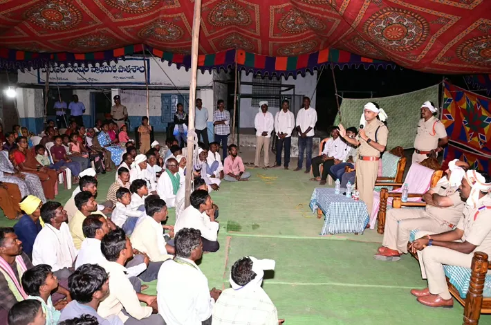 మూఢనమ్మకాలను విశ్వసించవద్దు