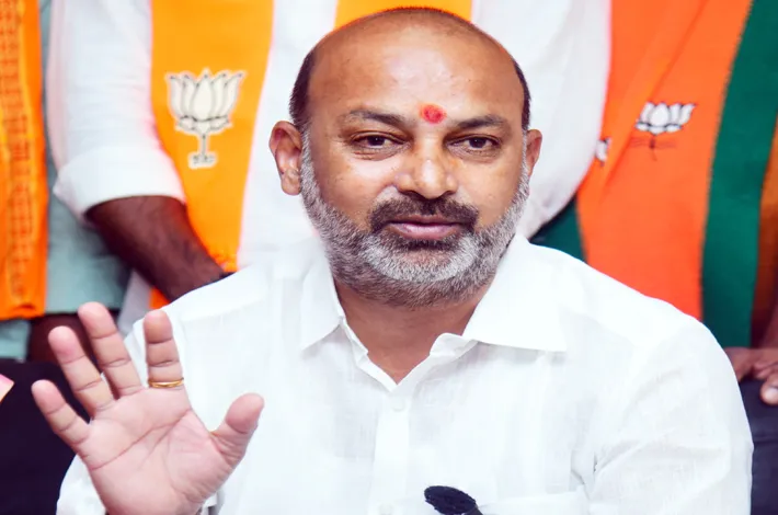 సర్కార్‌కు పోయే కాలం దాపురించింది