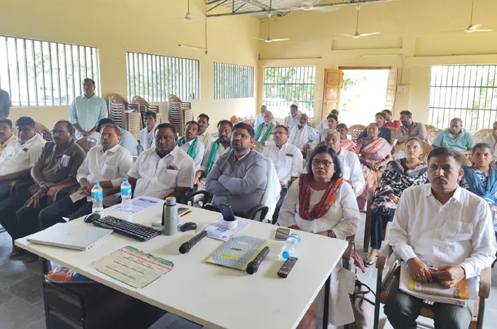సాగు భూమిని సంరక్షించుకోవాలి