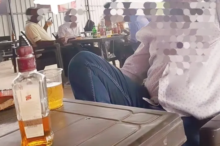ఏడుపాయల్లో ఏరులై పారుతున్న మద్యం..