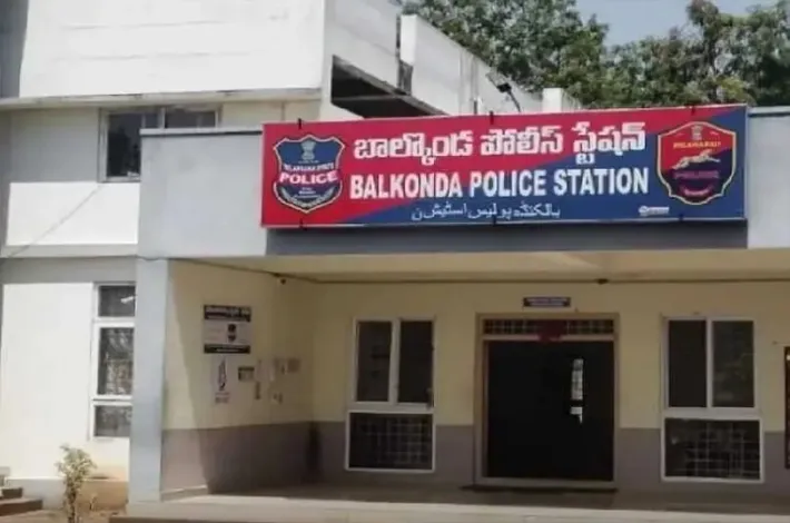 బాల్కొండ పోలీసుల సస్పెన్షన్
