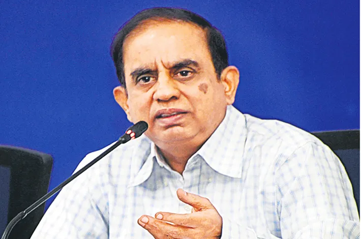 ఇంటిపేరులో మార్పుతో.. సీఈఓ సుదర్శన్‌రెడ్డికి సర్ నోటీసులు