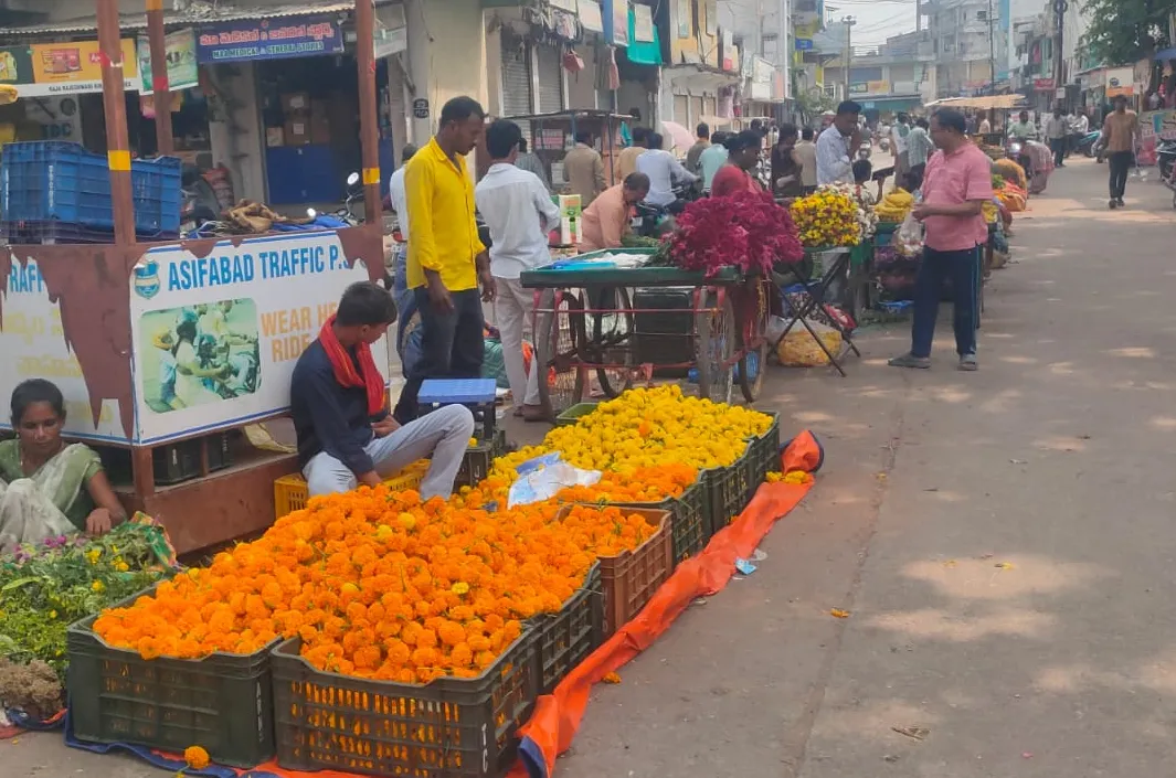 జిల్లా వ్యాప్తంగా సద్దుల బతుకమ్మ సంబరాలు
