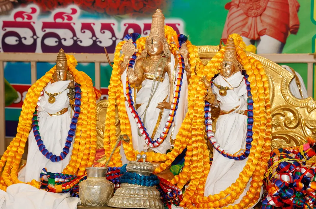 తిరుమలలో భక్తుల రద్దీ