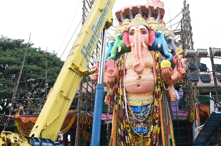 గణేశ్ నిమజ్జనానికి భాగ్యనగరం సిద్ధం