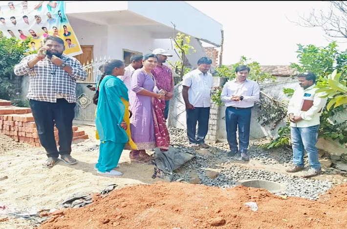జల సిరి పనుల పరిశీలన